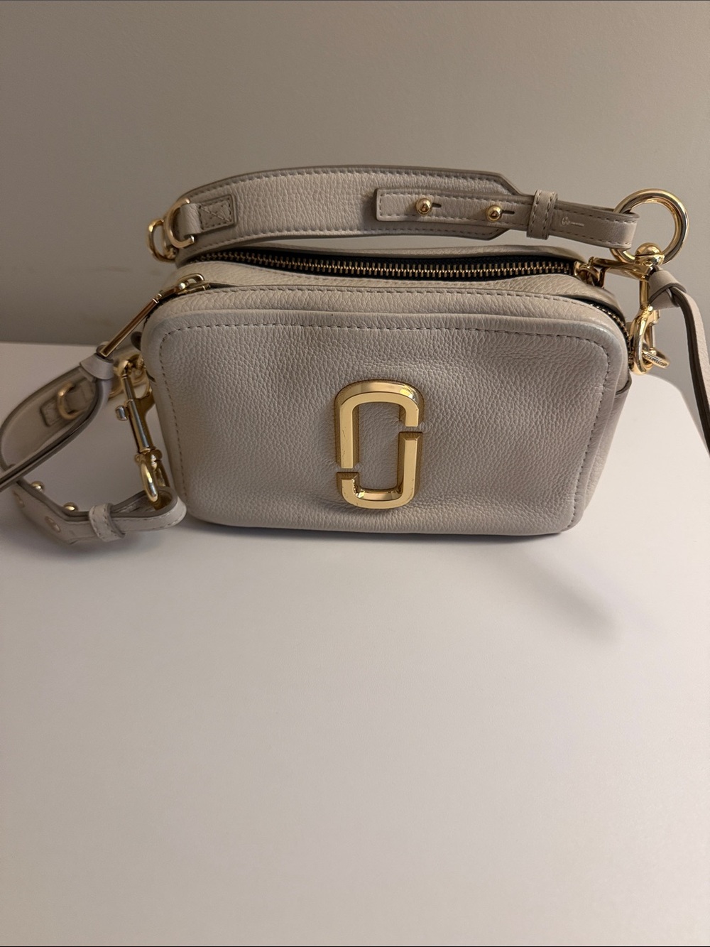 Marc Jacobs Softshot Crossbody in Pale Gray with Gold Hardware